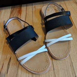 French Connection black & white sandals